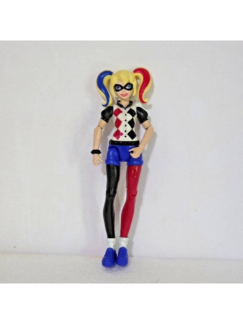 Mattel DC Comics Harley Quinn Action Figure Posable 6" Superhero Villain Girl